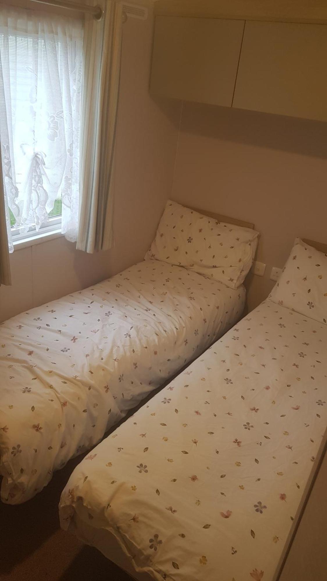 Pet Free Family Mobile Sleeps 8 With Large Secured Decking Sea Wick Clacton-on-Sea